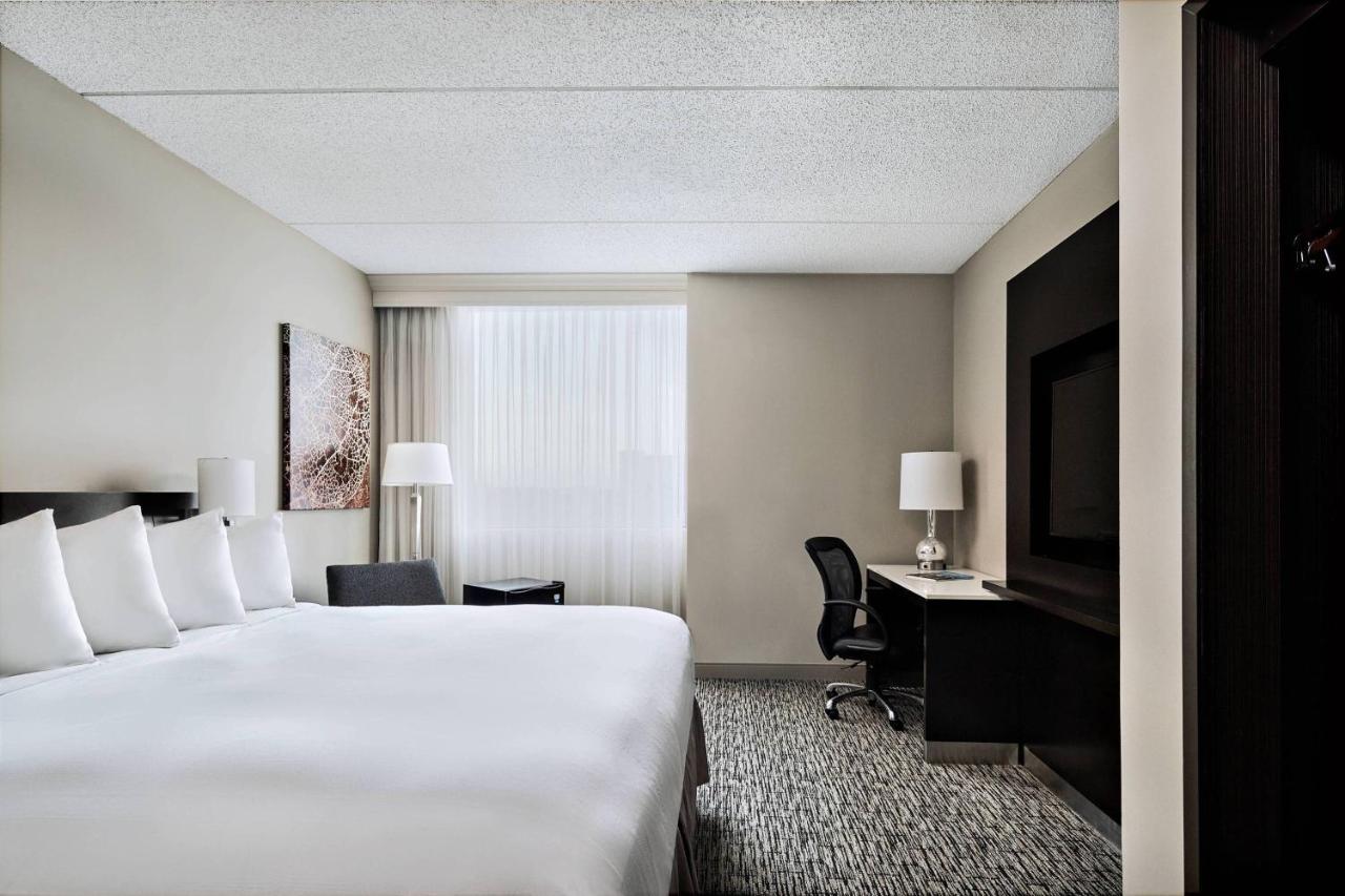 Pittsburgh Marriott North Hotel Cranberry Township Exterior photo