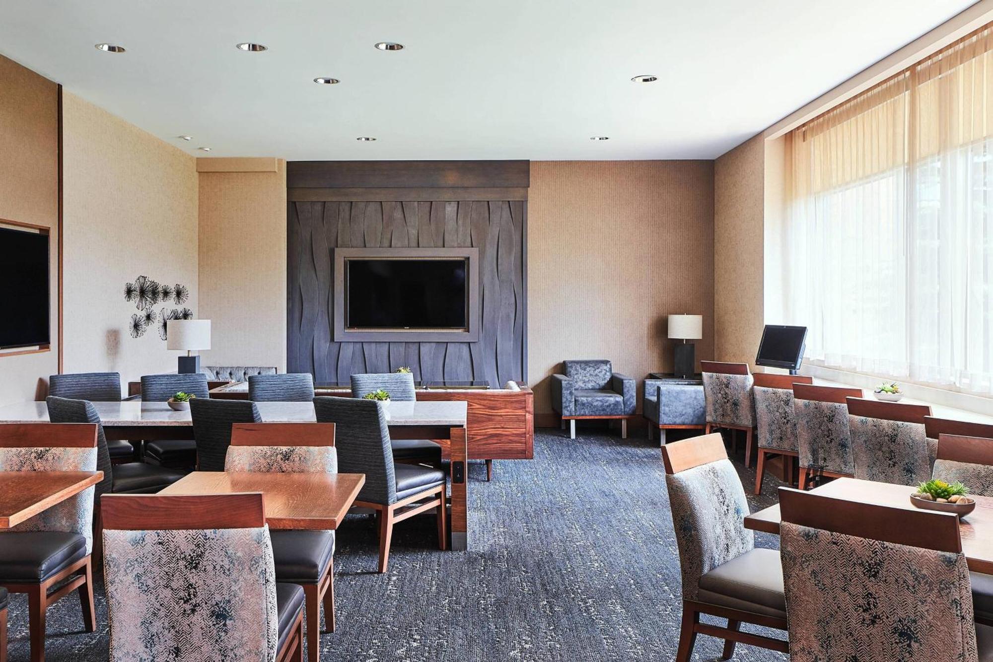 Pittsburgh Marriott North Hotel Cranberry Township Exterior photo