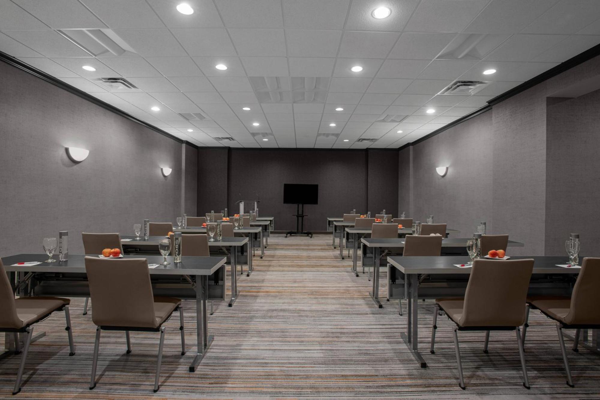 Pittsburgh Marriott North Hotel Cranberry Township Exterior photo