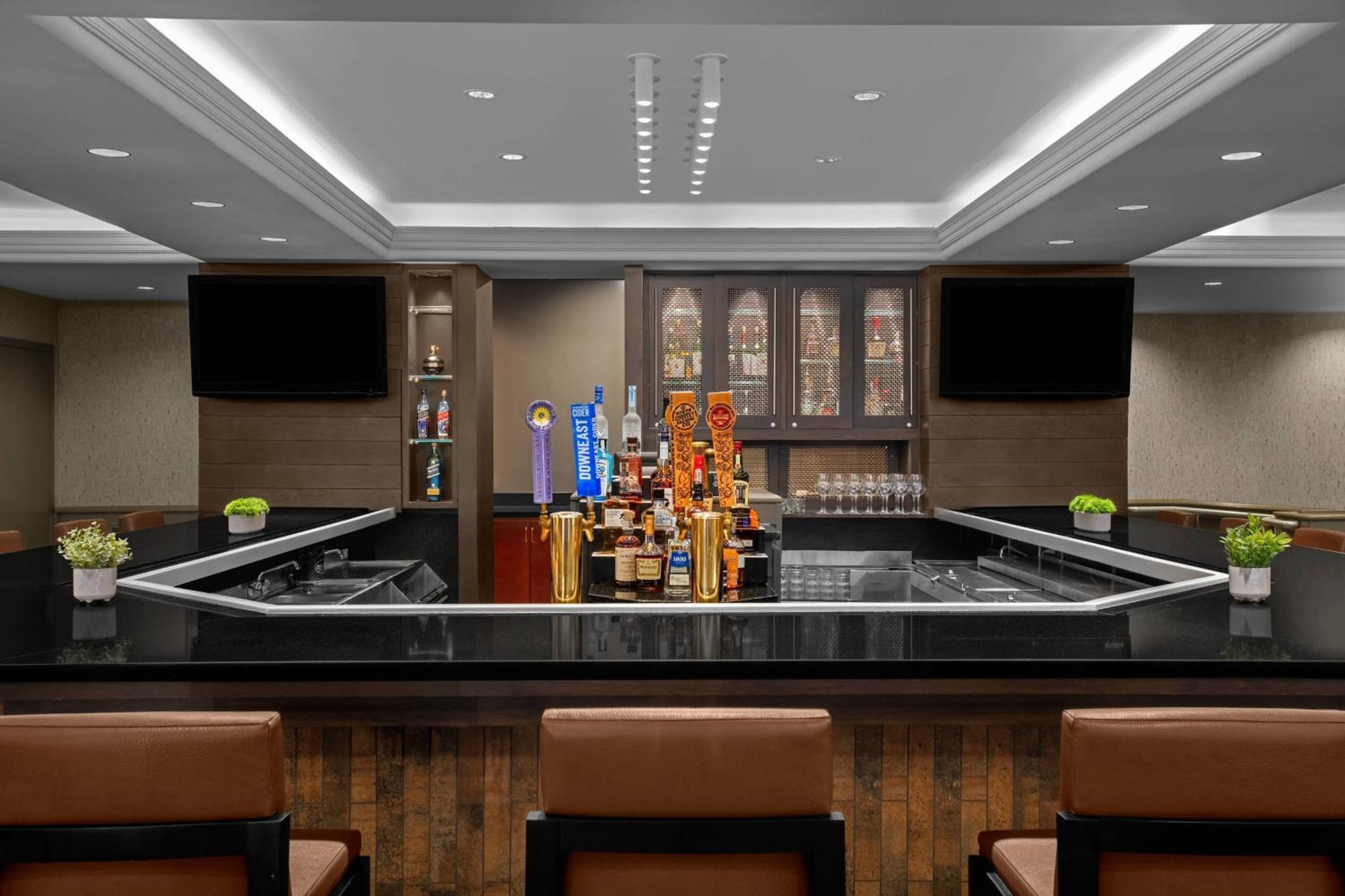 Pittsburgh Marriott North Hotel Cranberry Township Exterior photo